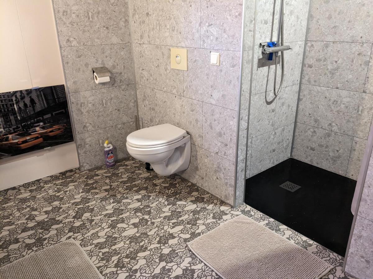 Chalet "Het Biggetje" Hottub - Sauna Volkel エクステリア 写真