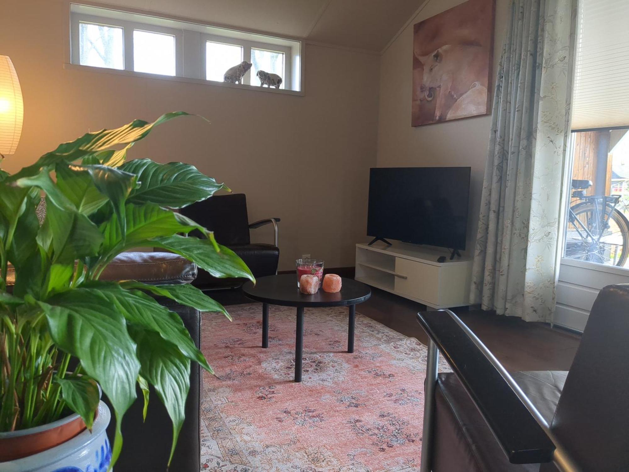 Chalet "Het Biggetje" Hottub - Sauna Volkel エクステリア 写真