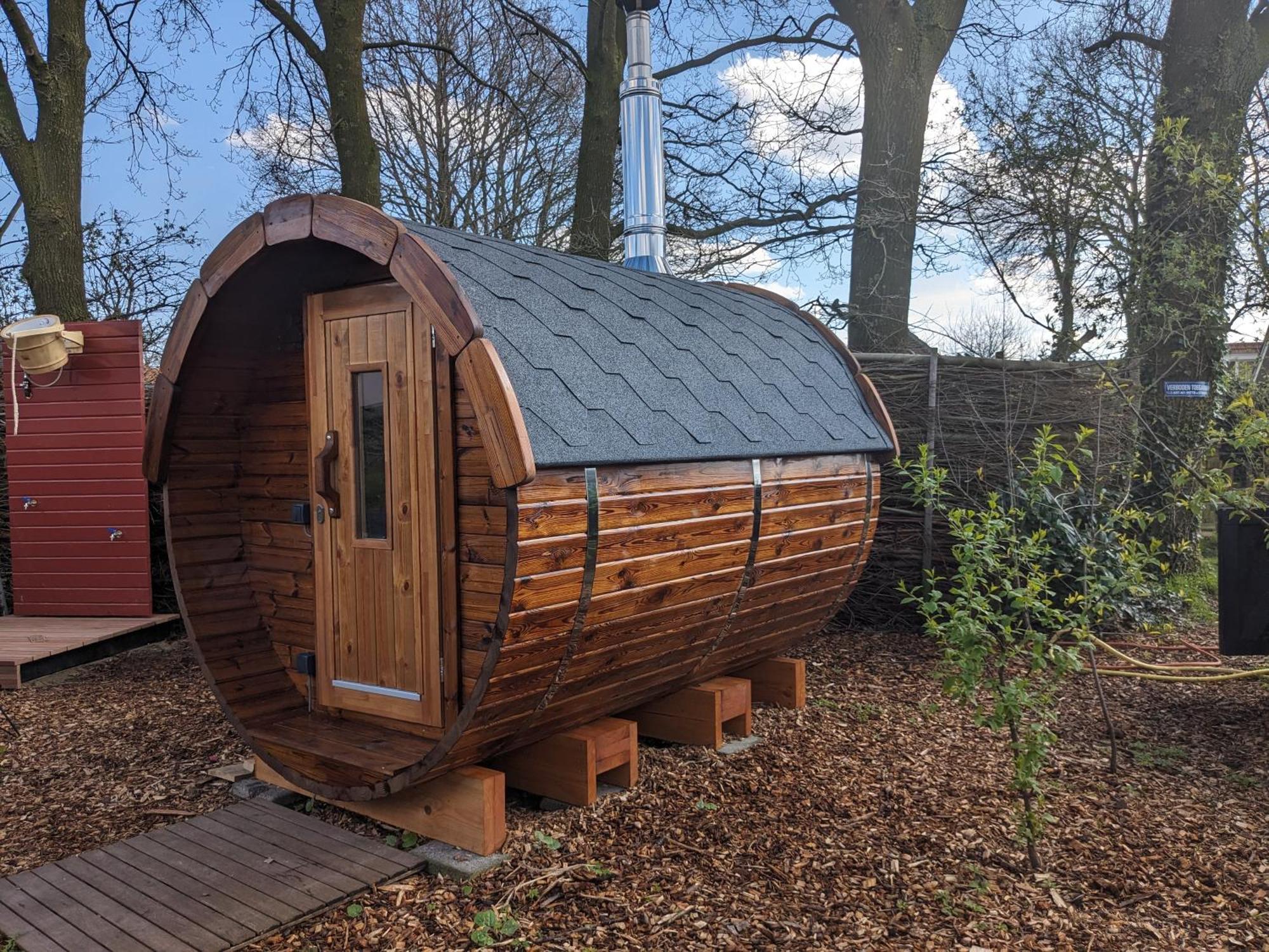 Chalet "Het Biggetje" Hottub - Sauna Volkel エクステリア 写真