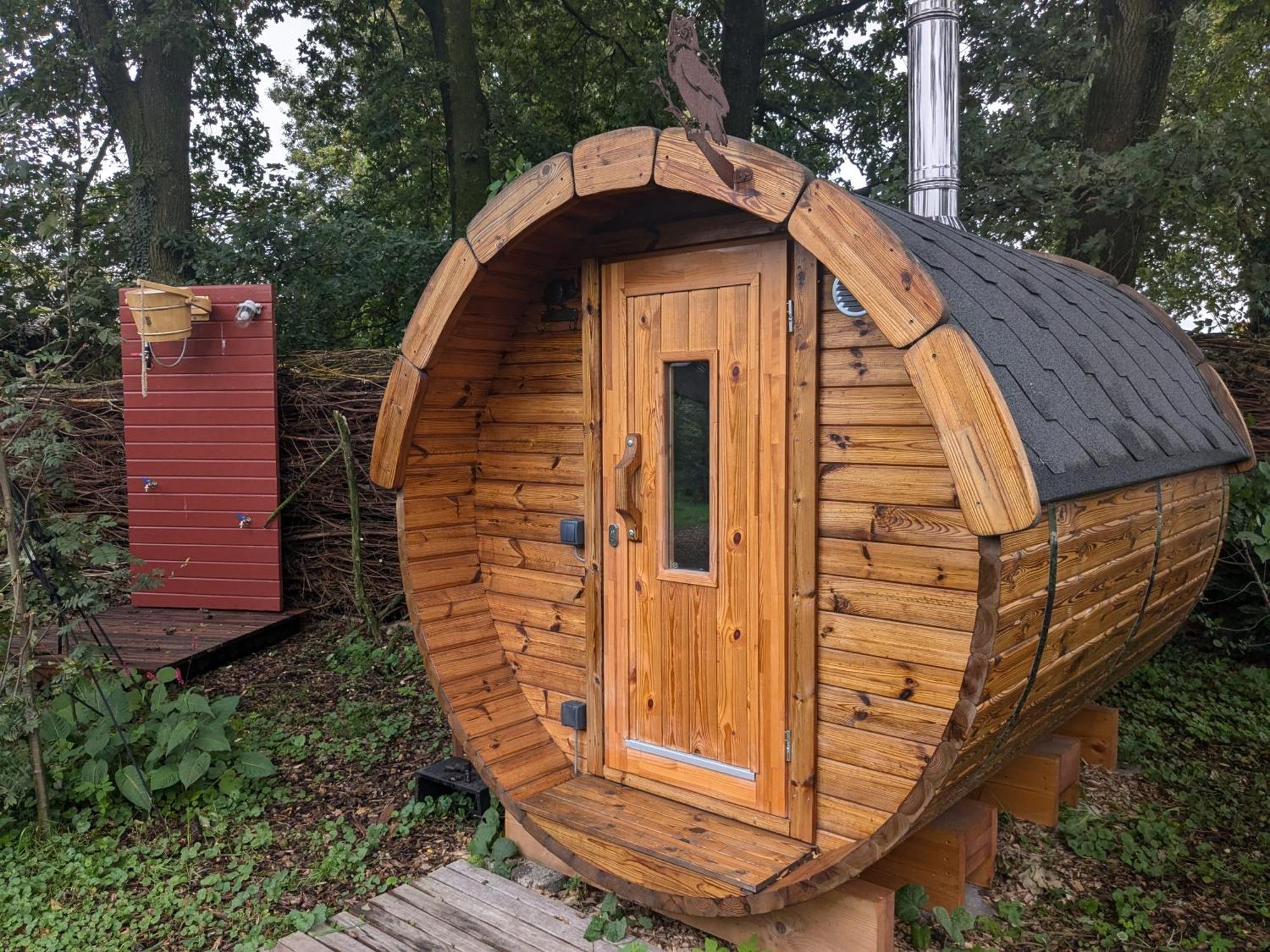 Chalet "Het Biggetje" Hottub - Sauna Volkel エクステリア 写真